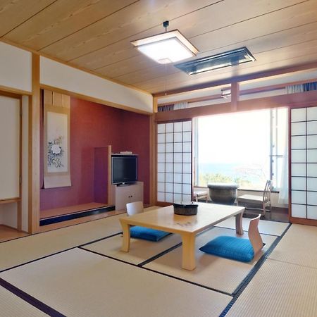 Hotel Villa Kunisaki Bagian luar foto