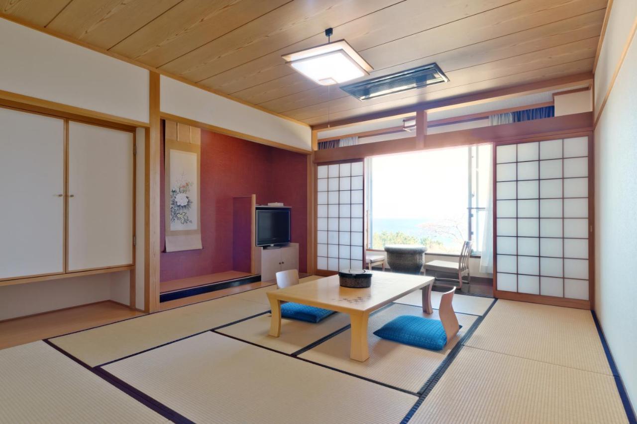 Hotel Villa Kunisaki Bagian luar foto